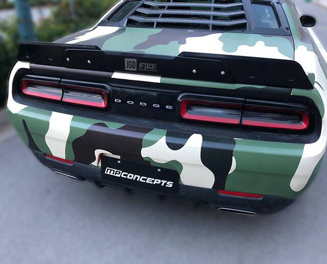 MP_Concepts_Wicker_Bill_fuer_R_T_Scat_Pack_Heckspoiler_Challenger_08-19_AH-SP_03147_1